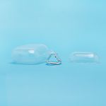 Чехол для кейса наушников Apple AirPods 2 силиконовый с карабином <прозрачный>
